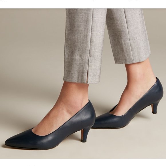 clarks navy blue court shoes